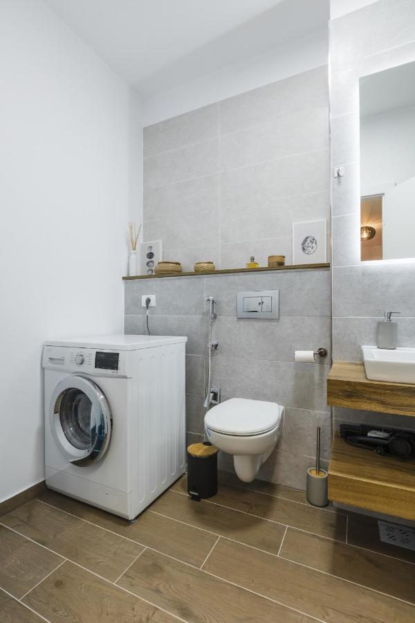 Apartment Near Iulius Mall With Balcony & Private Parking Timisoara Esterno foto